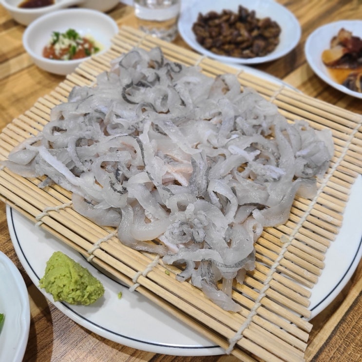  [목동 맛집] 봄을 알리는  도다리 세꼬시가 맛있었던 《갯벌》