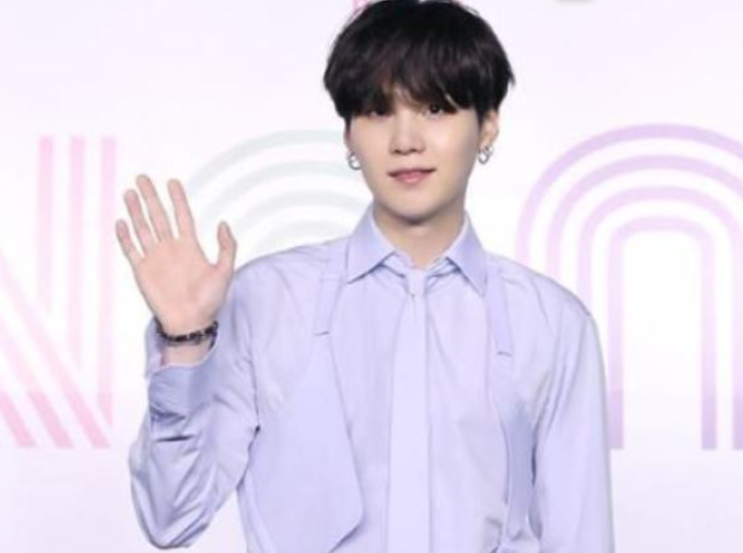 방탄소년단 슈가가 첫 개인 월드투어를 개최합니다 방탄소년단 슈가가 첫 개인 월드투어를 개최합니다