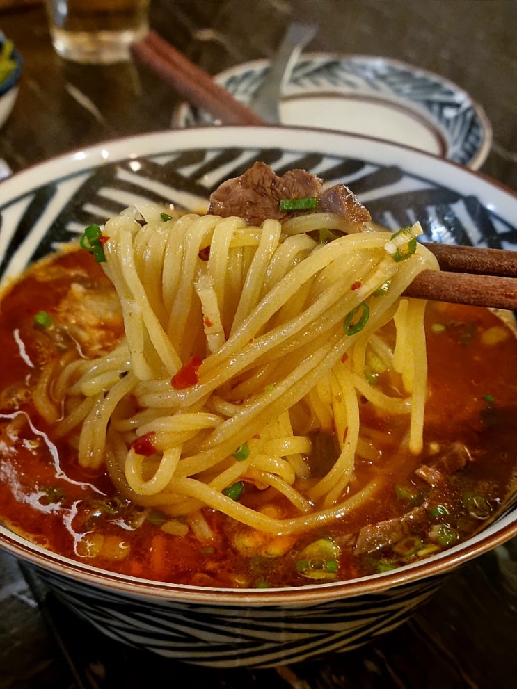  [성수]지우관:우육면 시리얼새우 교자 맛집 훔볼트 후식까지 완벽 코스