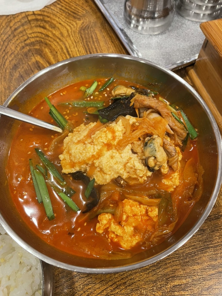  강릉보다 맛있는 경기도 이천 "강릉짬뽕순두부" 얼큰하니 진짜 맛있음!