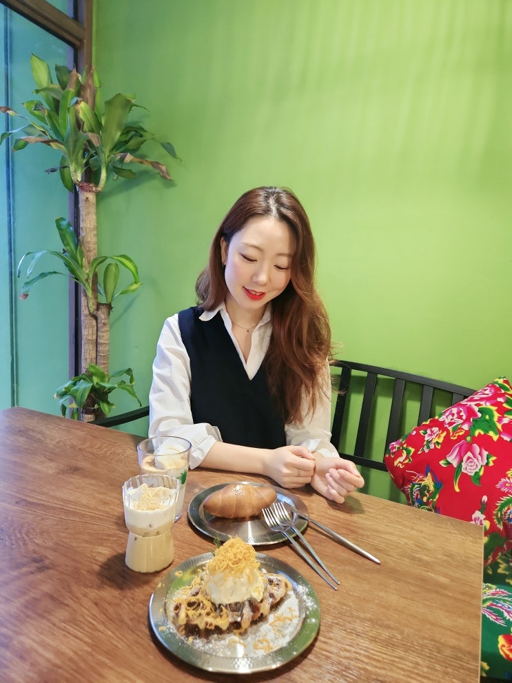  대전 중앙로역 카페 광천식당 옆 카페코지