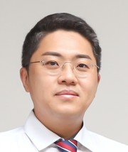 호화 정원 논란 <b>감사원장</b> <b>최재해</b> 금양체질(을신축)