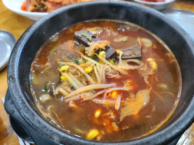  부여 맛집 백제해장국 현지인도 줄 서서 먹어요.