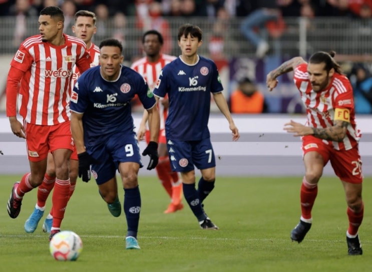 2022-23시즌 분데스리가 21라운드 19일 U베를린(우니온 베를린) 샬케 도르트문트 H베를린(헤르타 베를린) 레버쿠젠 마인츠 2022-23시즌 분데스리가 21라운드 19일 U베를린(우니온 베를린) 샬케 도르트문트 H베를린(헤르타 베를린) 레버쿠젠 마인츠
