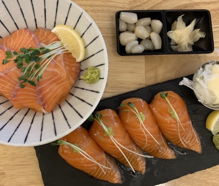  수원에서 제주도를 느낄 수 있는 광교맛집 애월연어 광교점