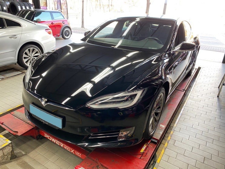 테슬라 모델S 한국타이어 전기차용 사계절 타이어 아이온 교체 245/45R19