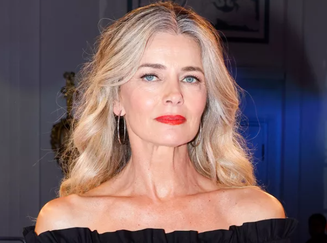 Paulina Porizkova의 집은 그녀가 '스포츠 도감' 표지를 받았다는 것을 알고 몇 시간 후에 불탔습니다 Paulina Porizkova의 집은 그녀가 '스포츠 도감' 표지를 받았다는 것을 알고 몇 시간 후에 불탔습니다