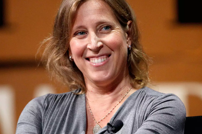 유튜브 CEO Susan Wojcicki는 '새로운 장을 시작하기' 위해 사임한다고 발표했습니다
