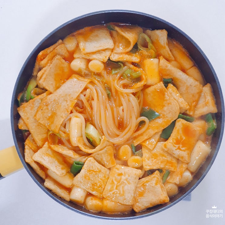  미미 떡볶이 국물떡볶이 꿀팁 쫄면 사리 조합