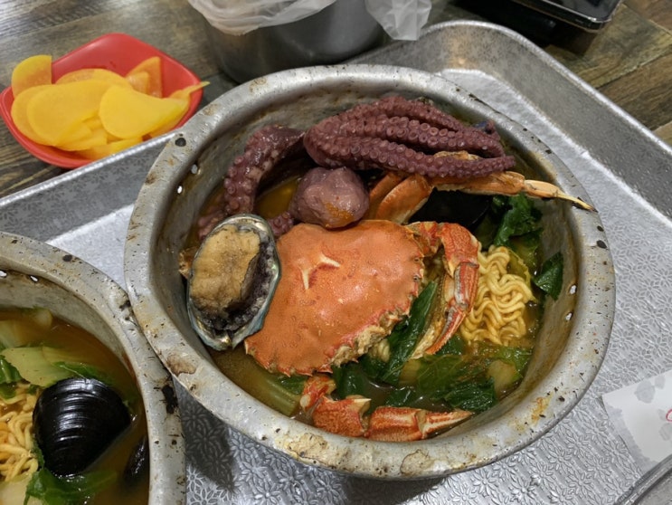  제주도 노라바 - 해물라면 미친놈 여기넹..