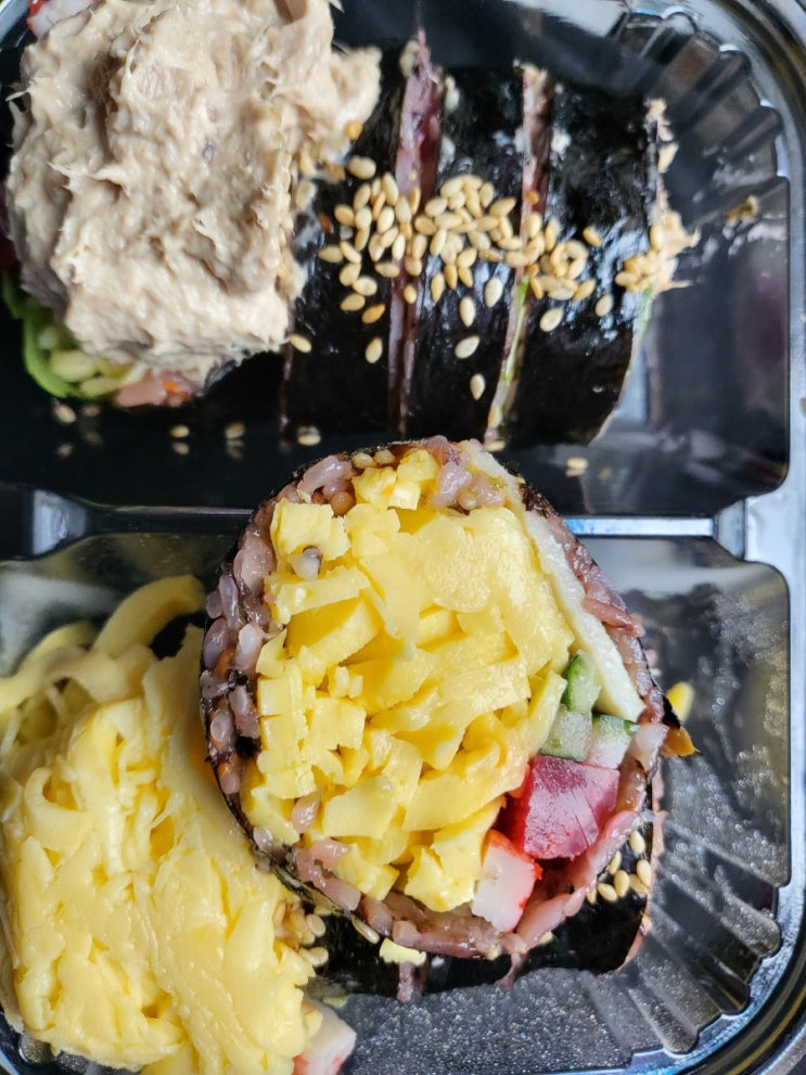  서울 신촌 인기 김밥 맛집 키친봄날 봄날반 참치반 주문팁