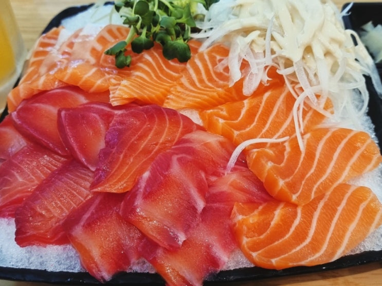  쫄깃쫄깃한 숙성 연어 일품 의정부 연어 맛집 연미당