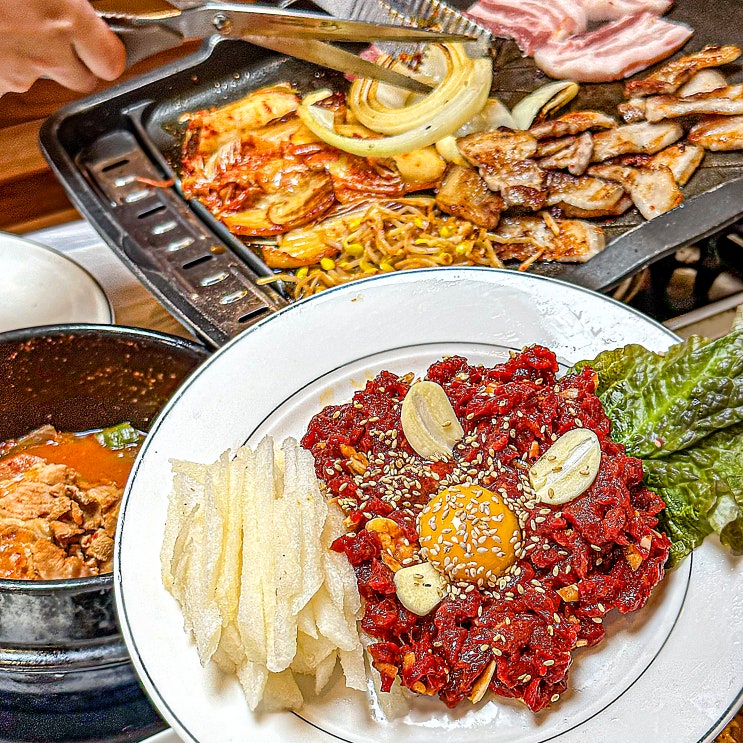  광주 충장로 맛집 :: 홍능회관 소주를 시키면 육회가 서비스