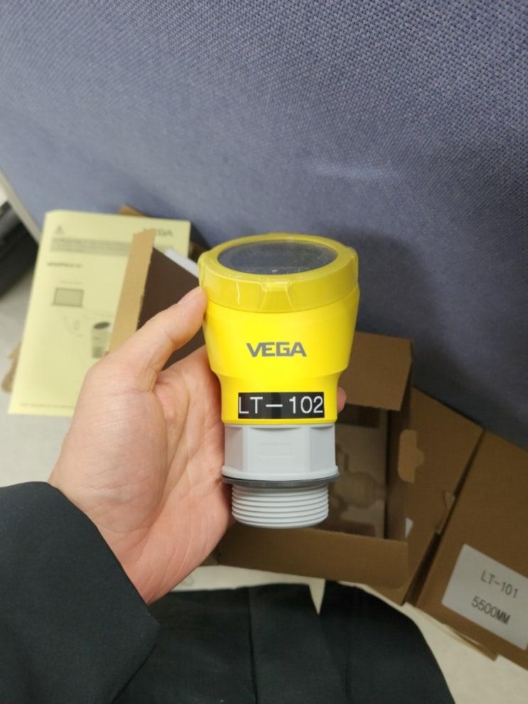  인스툴 VEGAPULS31 초음파수위계 와 같은 금액대 레이다수위계80GHZ 국내 재고 보유