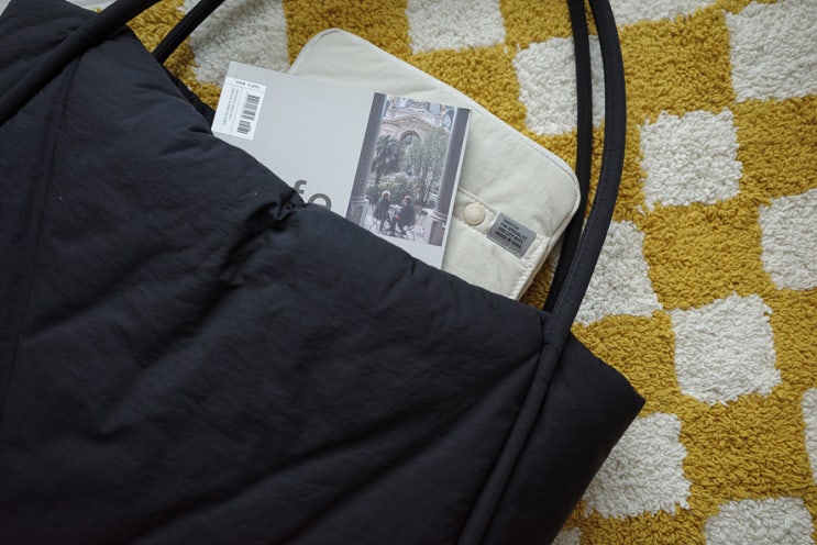 여밈 패디드 대퍼 백 Yeomim padded dapper bag 내돈내산 후기 여밈 패디드 대퍼 백 Yeomim padded dapper bag 내돈내산 후기