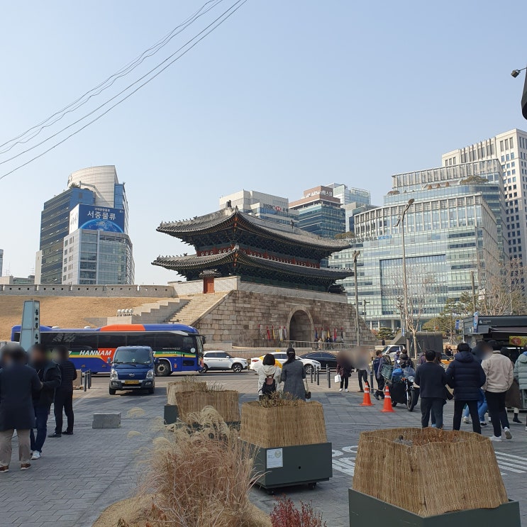  서울 여행 남대문시장 가볼만한 곳 게이트 지도 맛집 남대문 명물 호떡 갈치골목 평화약국 모자가게 털보양말 가는방법