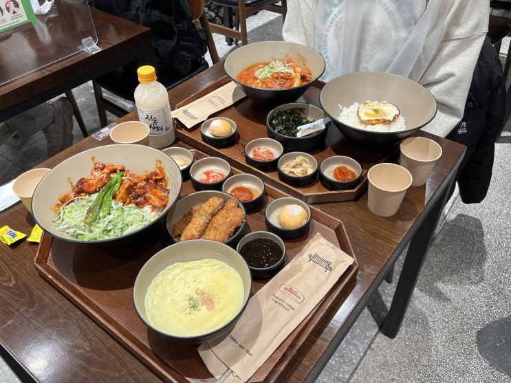 강남역한식 1992덮밥&짜글이 강남본점 전라도방식 그대로의 맛집