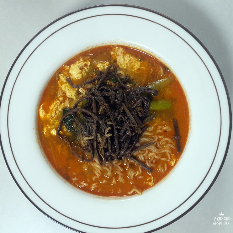  사리곰탕면 육개장 라면 만드는 법 맛있게 먹는 법