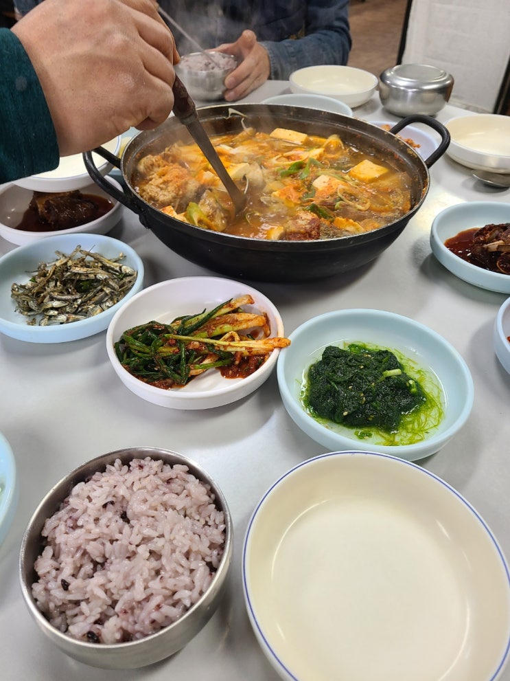 광주 동구 맛집 오래돼서 더욱 정겨운 곳 대인동 청해식당