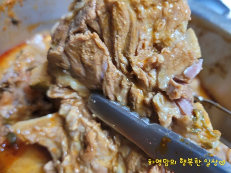  요기요에서 주문 배달한 청기와 감자탕 오랜만에 맛있게 먹었어요