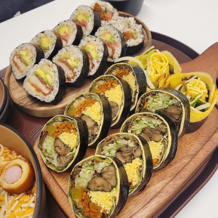  화곡 고소미부엌 비건 논비건 분식고소미 떡볶이 키토콩치킨채식롤 명란 아보카도 돈까스 김밥