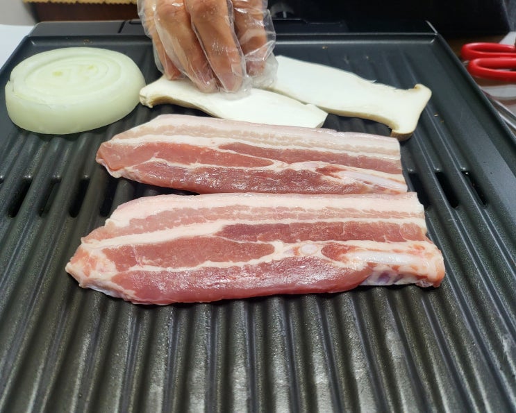  연흥축산육가공 프리미엄 한돈 고기선물로 굿이에요 [ft. 삼겹살, 목살, 가브리살, 돈마호크]
