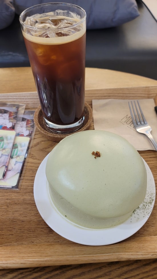 팬 이벤트 카페 부산 서면 케이크 맛집 카페 '몰레'