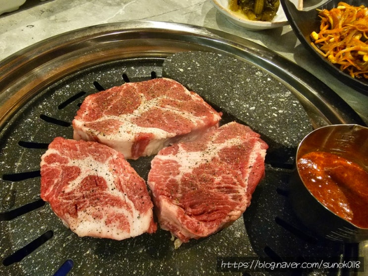  김포 이베리코 맛집 고품달 구워주는 고깃집 시그니처 꽃목살