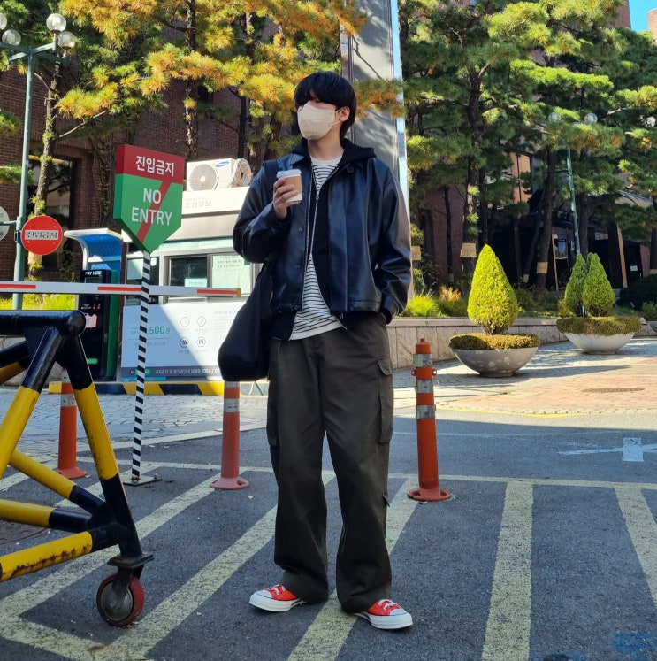  [주앙옴므] REVERSE PLEATED CARGO PANTS KHAKI