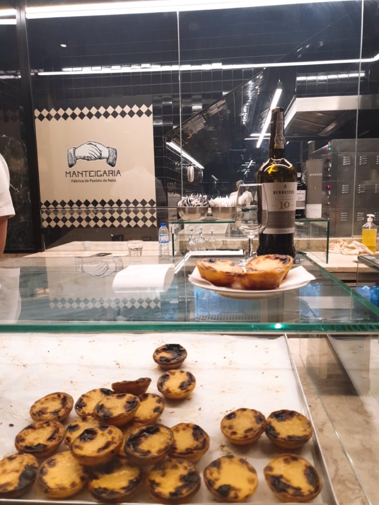 {포르투갈} Pastel de nata 파스텔 드 나타(에그타르트) 비교, 추천/ 원조 벨렘 Pasteis de Belem/ MANTEIGARIA 리스본 포르토 {포르투갈} Pastel de nata 파스텔 드 나타(에그타르트) 비교, 추천/ 원조 벨렘 Pasteis de Belem/ MANTEIGARIA 리스본 포르토