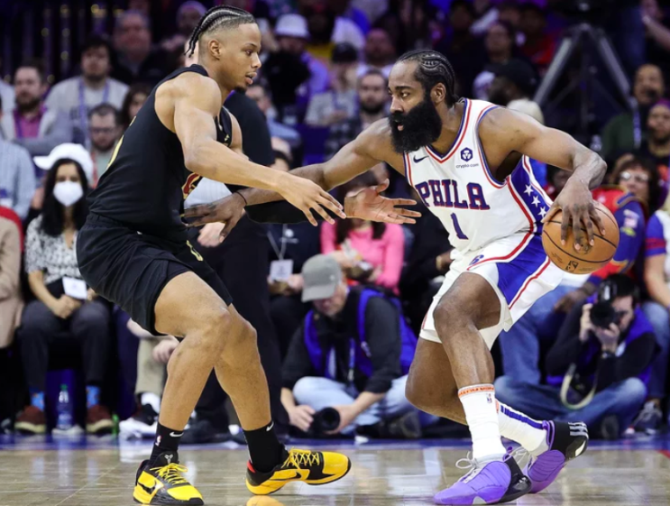 미래의 NBA 앱 기능은 팬들이 라이브 게임에서 선수를 사실상 대체할 수 있게 합니다 미래의 NBA 앱 기능은 팬들이 라이브 게임에서 선수를 사실상 대체할 수 있게 합니다