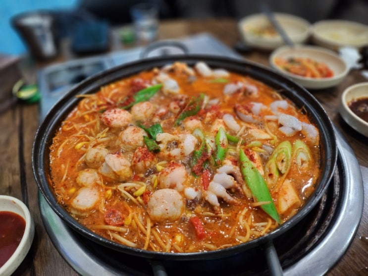  영등포역 원이네 맷돌 빈대떡&닭갈비