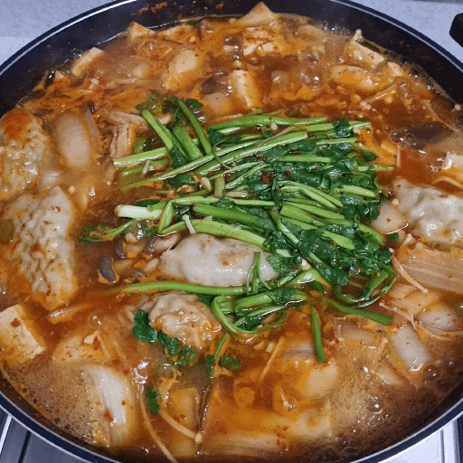  버섯 만두전골 레시피 양념장 소스 멸치다시다 육수