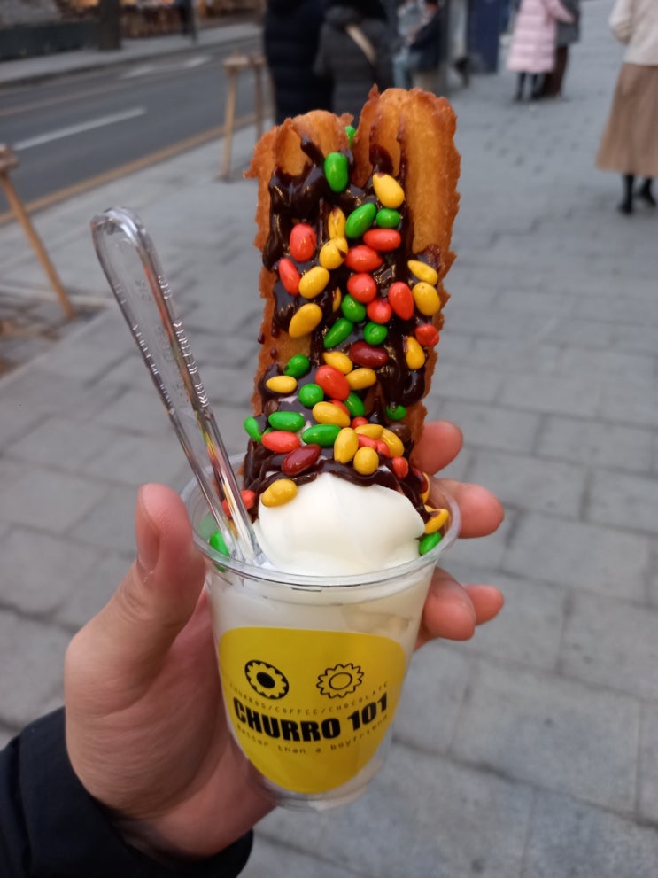  서울 삼청동 수제비 & CHURRO101: 줄 서서 먹는 수제비 맛집 식사 후, 간단하게 디저트까지
