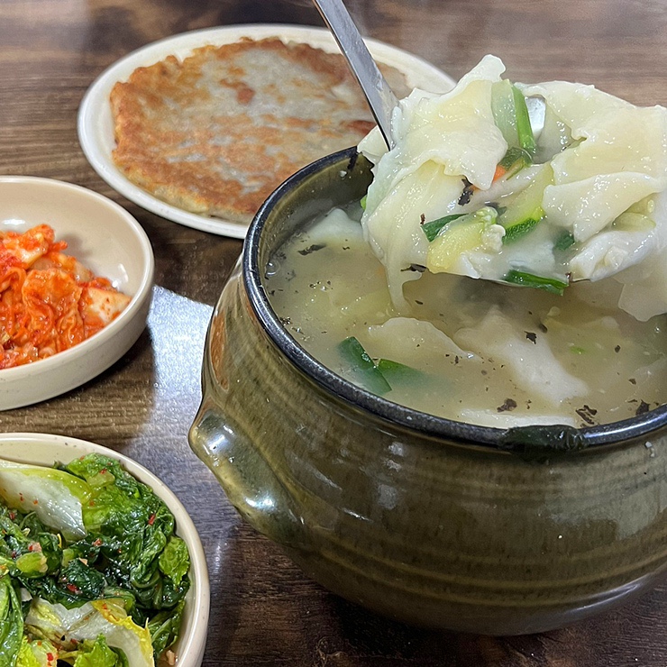  |종로 삼청동수제비| 미쉐린 가이드를 따라 수제비&감자전 냠