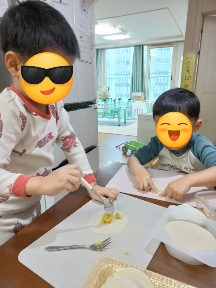 만두피로 만드는 애플파이 & 고구마파이 [6세+5세 가정 놀이터]