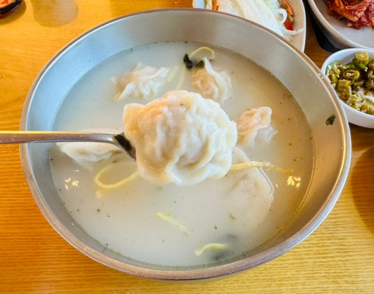  남양주 만두국 맛집. 원조 개성집 남양주 본점. 수요미식회, 허영만의 백반 기행에 나왔던 맛있는 팔당리 1등 만두 맛집.