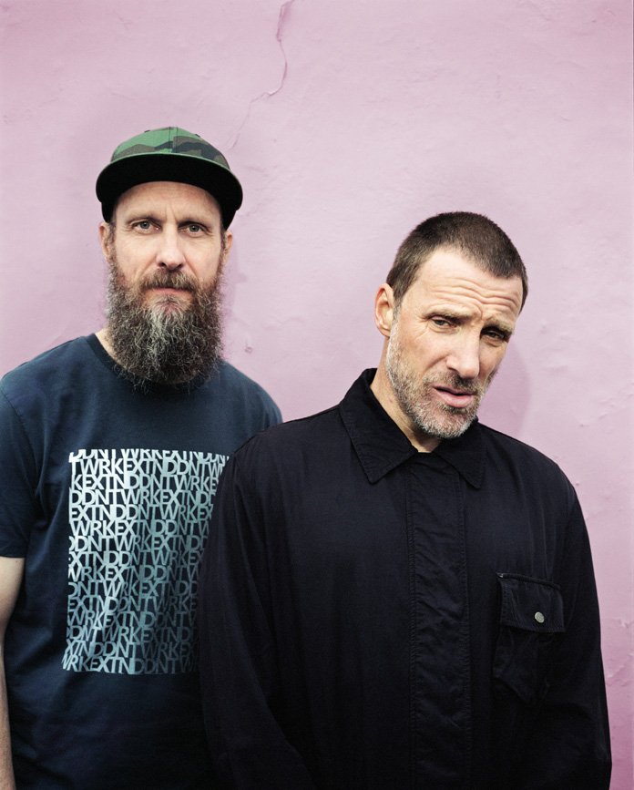  Sleaford Mods, 'UK GRIM' 새로운 노래 비디오 영상