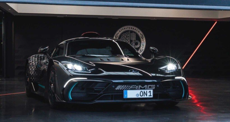  Mercedes AMG one 에 대한 영상과 짧은 설명