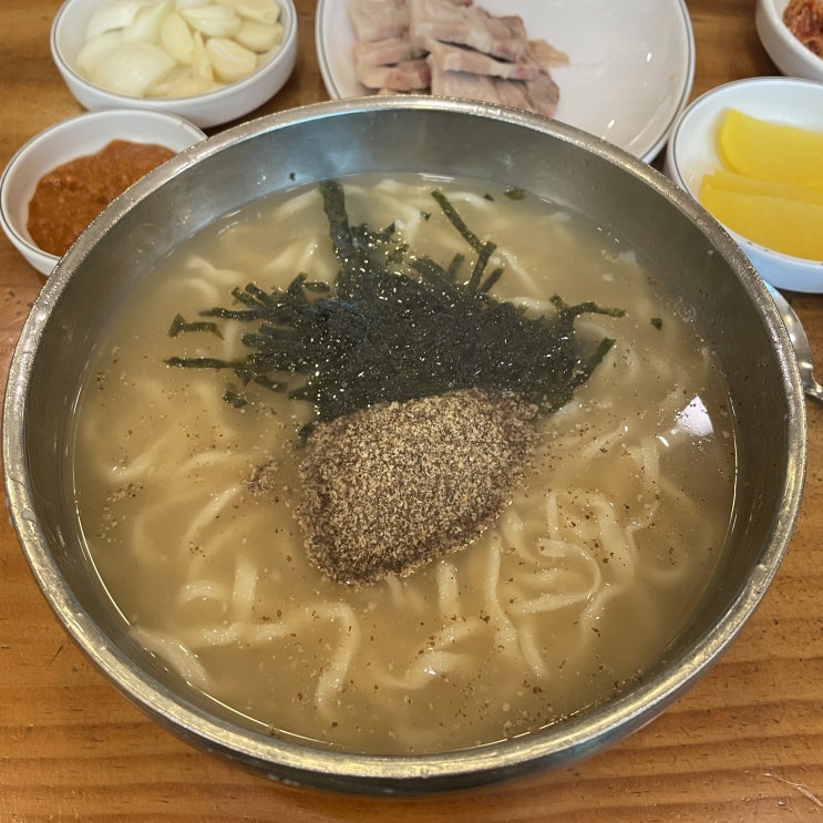  대전역 근처 맛집 김화칼국수 푸딘코맛집 선지해장국도 맛있네