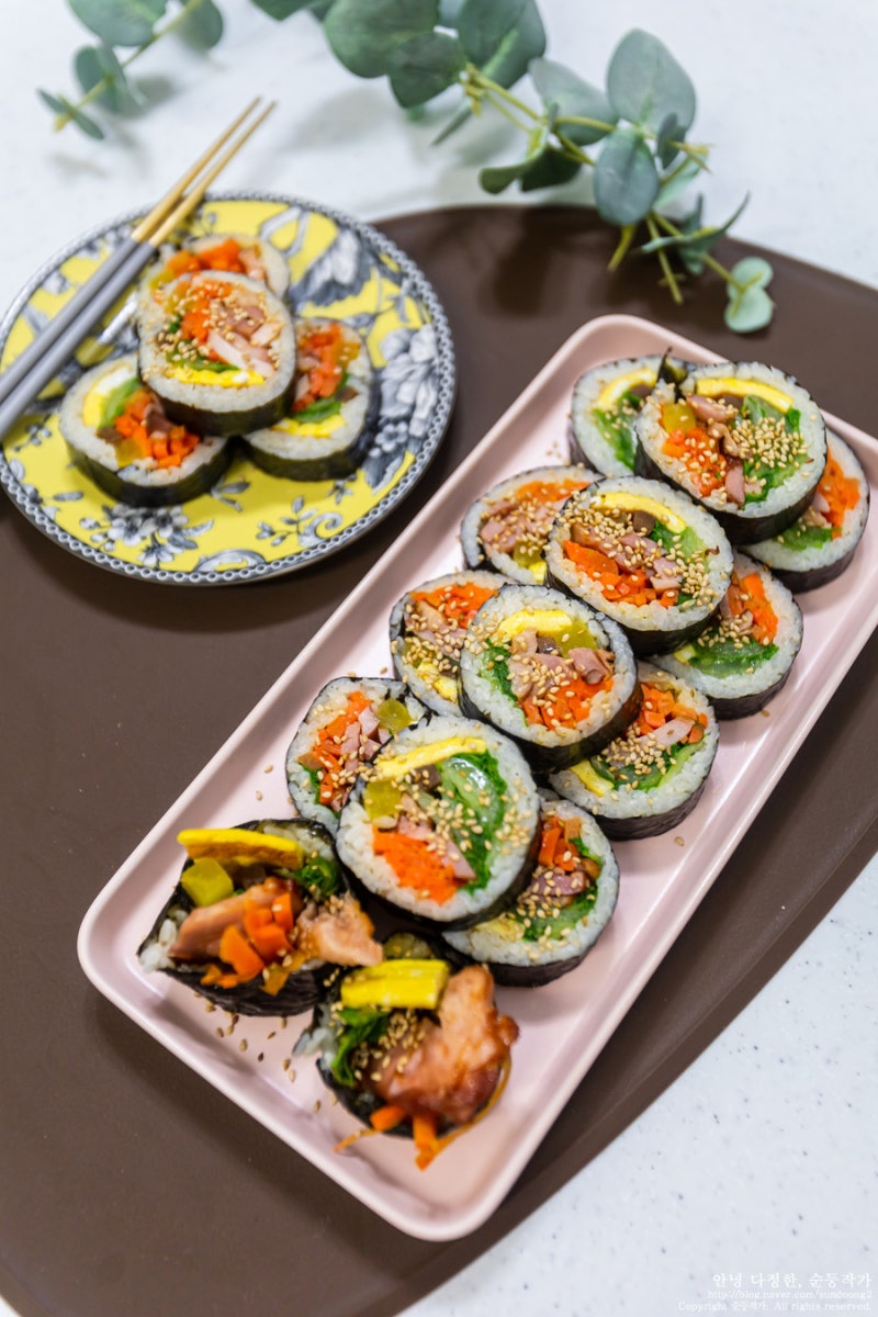 김밥맛있게싸는법 김밥재료 토종닭훈제슬라이스와 봄동으로 나만의 김밥 레시피 : 네이버 블로그