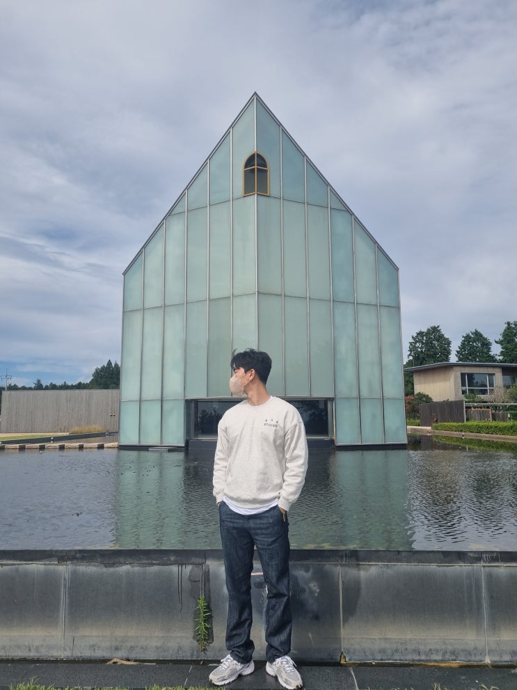  가을에 떠나는 4박 5일 제주도 여행 Part.3 [ 성산일출봉 , OFF COFFEE 플랜트월 , 쇠소깍(투명카약X) , 방주교회 , 카멜리아힐 , 오셜록 , 제주신화호텔 ]