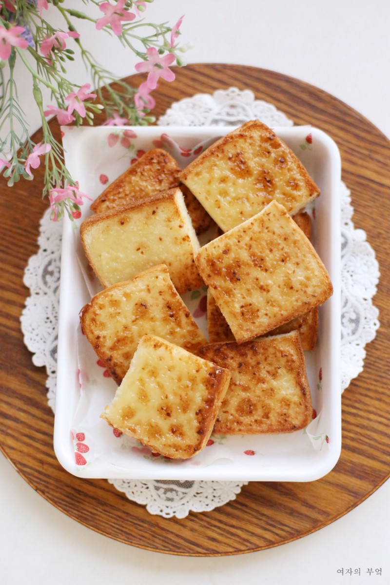 에어프라이어 마늘빵 만들기 마요네즈 식빵 마늘빵 소스 레시피 식빵요리 아이간식 : 네이버 블로그