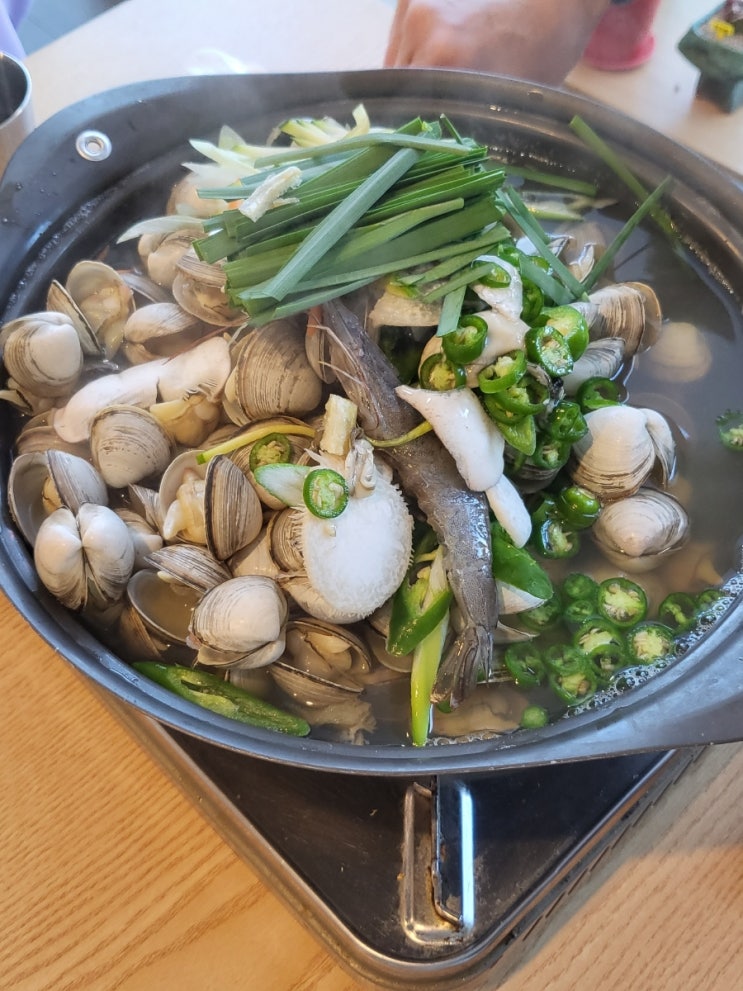  [군산/중동맛집]날씨 더워지기 전에 많이 먹어줘야하는 칼국수 맛집 '서래애물총칼국수'