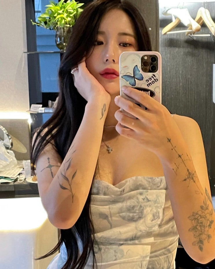 '양성애자' 걸그룹 와썹 출신 지애, "남자 여자 다 좋다" 레즈비언이라고 박쥐 취급 받아 '양성애자' 걸그룹 와썹 출신 지애, "남자 여자 다 좋다" 레즈비언이라고 박쥐 취급 받아