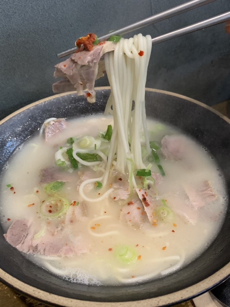  제주 동선제면가 : 서귀포 고기국수? 미친놈 여기에요... 진짜로.