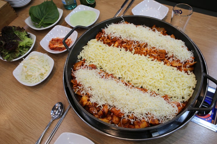  강남역 맛집 군침도는 고수닭갈비 & 땀땀 짜조넴람+포땀 후기