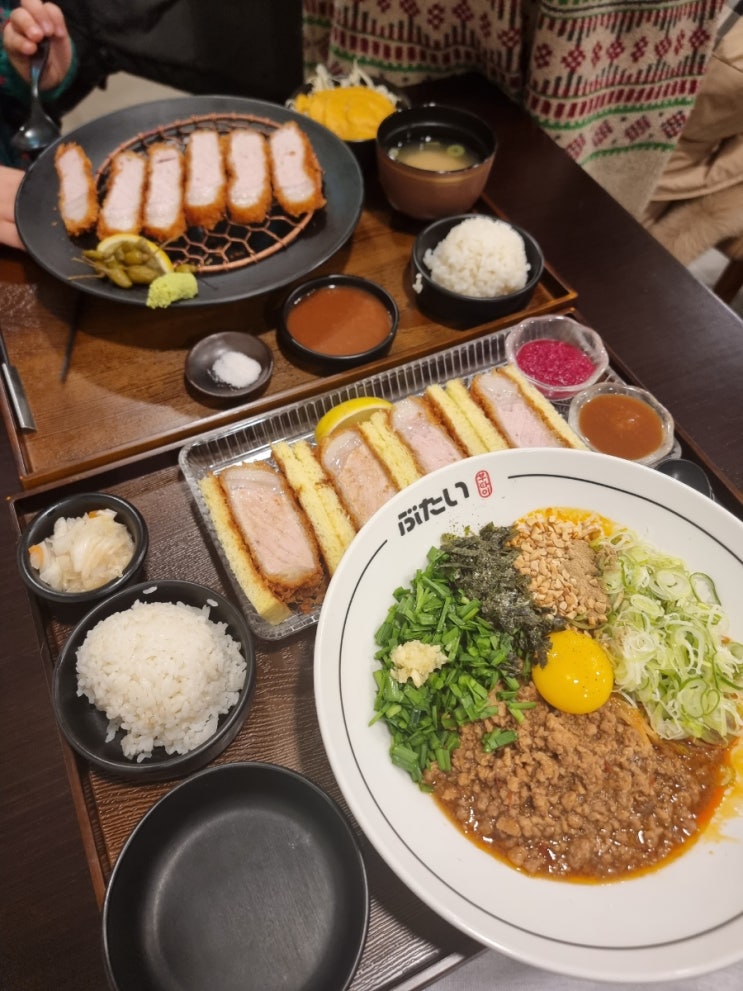  인천 송도 부타이5막 돈가스전문점