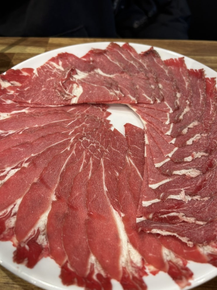  철산역 등촌칼국수 역시 너무 맛있게 먹었어요. 역시 등촌칼국수는 진리다