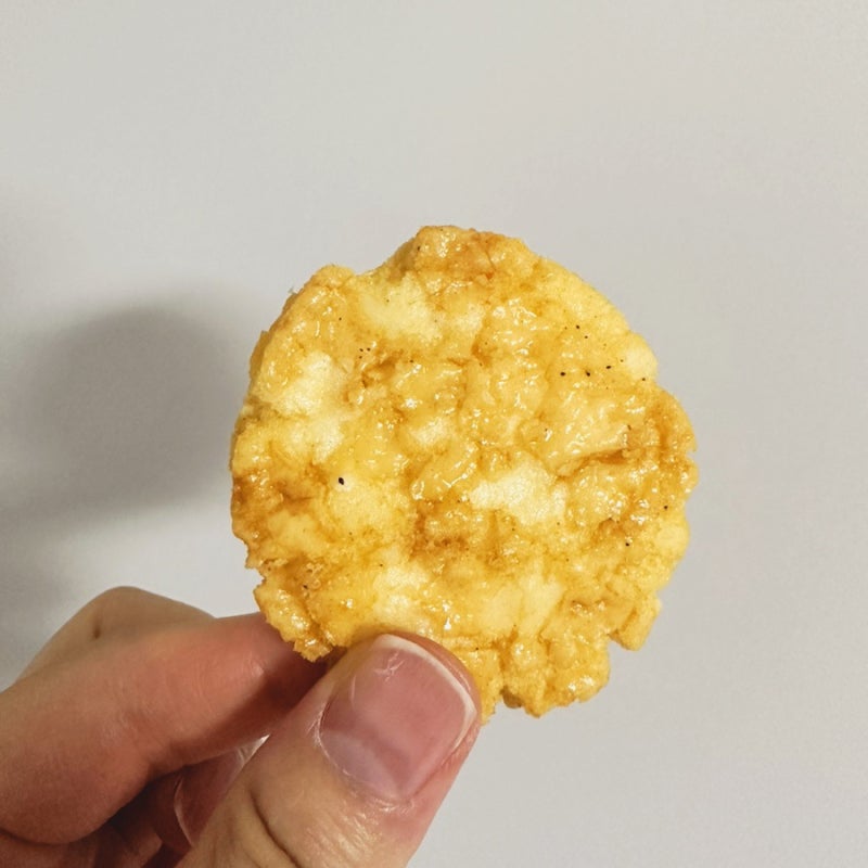 막대기에 할로윈 쌀 바삭한 간식